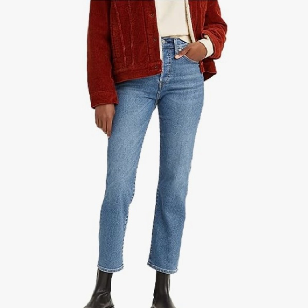 Levi's Women's Wedgie Straight Jeans, Love in The Mist size 30